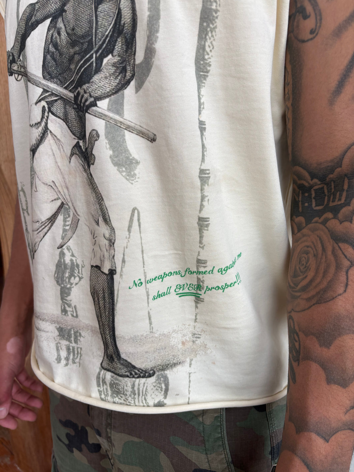 NO WEAPONS TEE